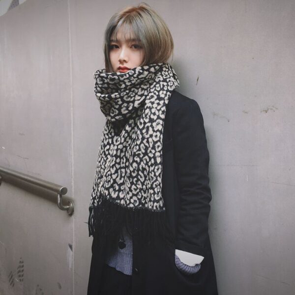 Women's Thick Warm Shawl Leopard Print Scarf - Image 3